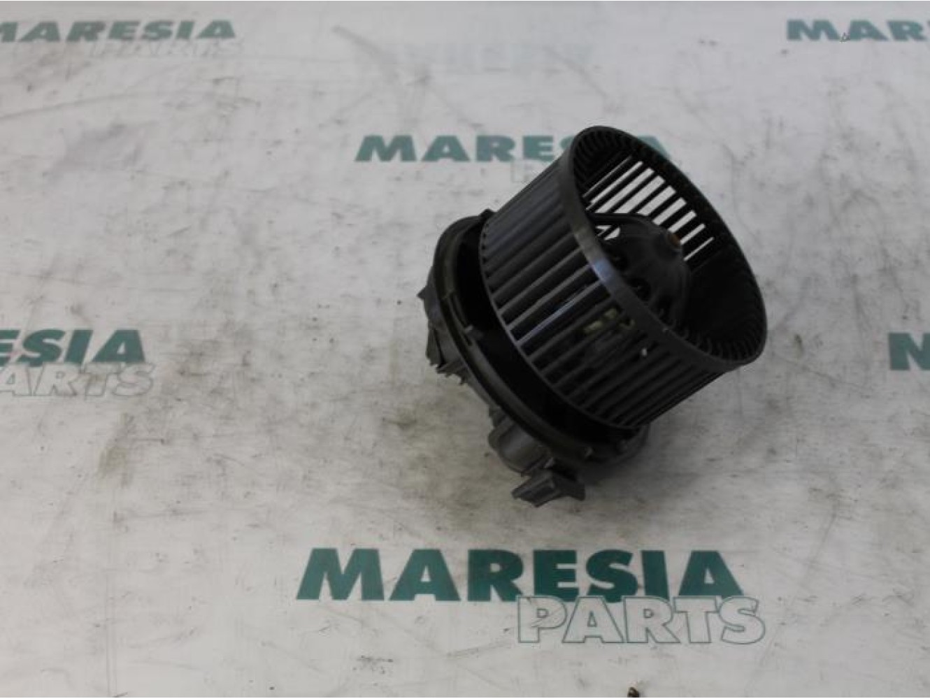 Renault - Megane - Heating and ventilation fan motor