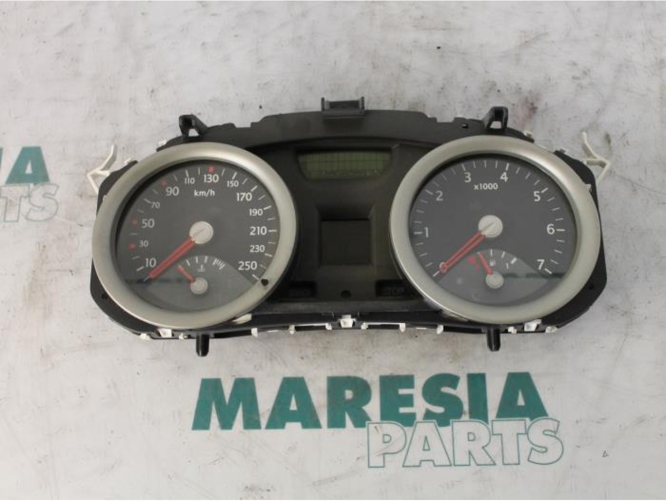 Renault - Megane - Instrument panel