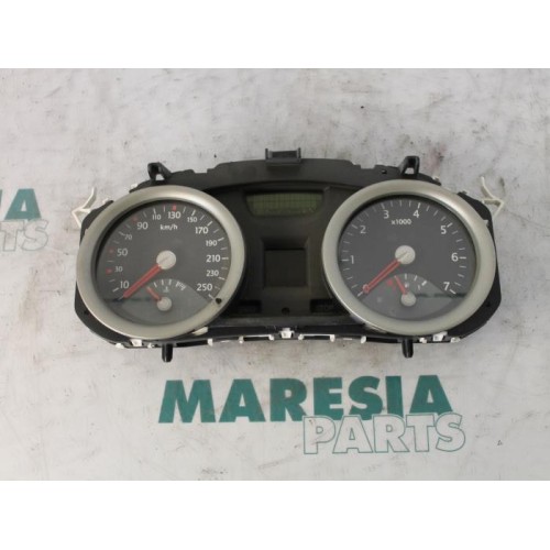 Renault - Megane - Instrument panel