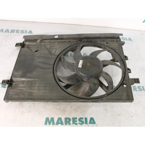 Fiat - Punto - Fan motor