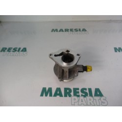Renault - Megane Scenic - Vacuum pump (diesel)