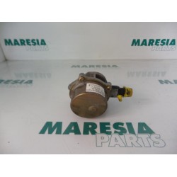 Renault - Megane Scenic - Vacuum pump (diesel)