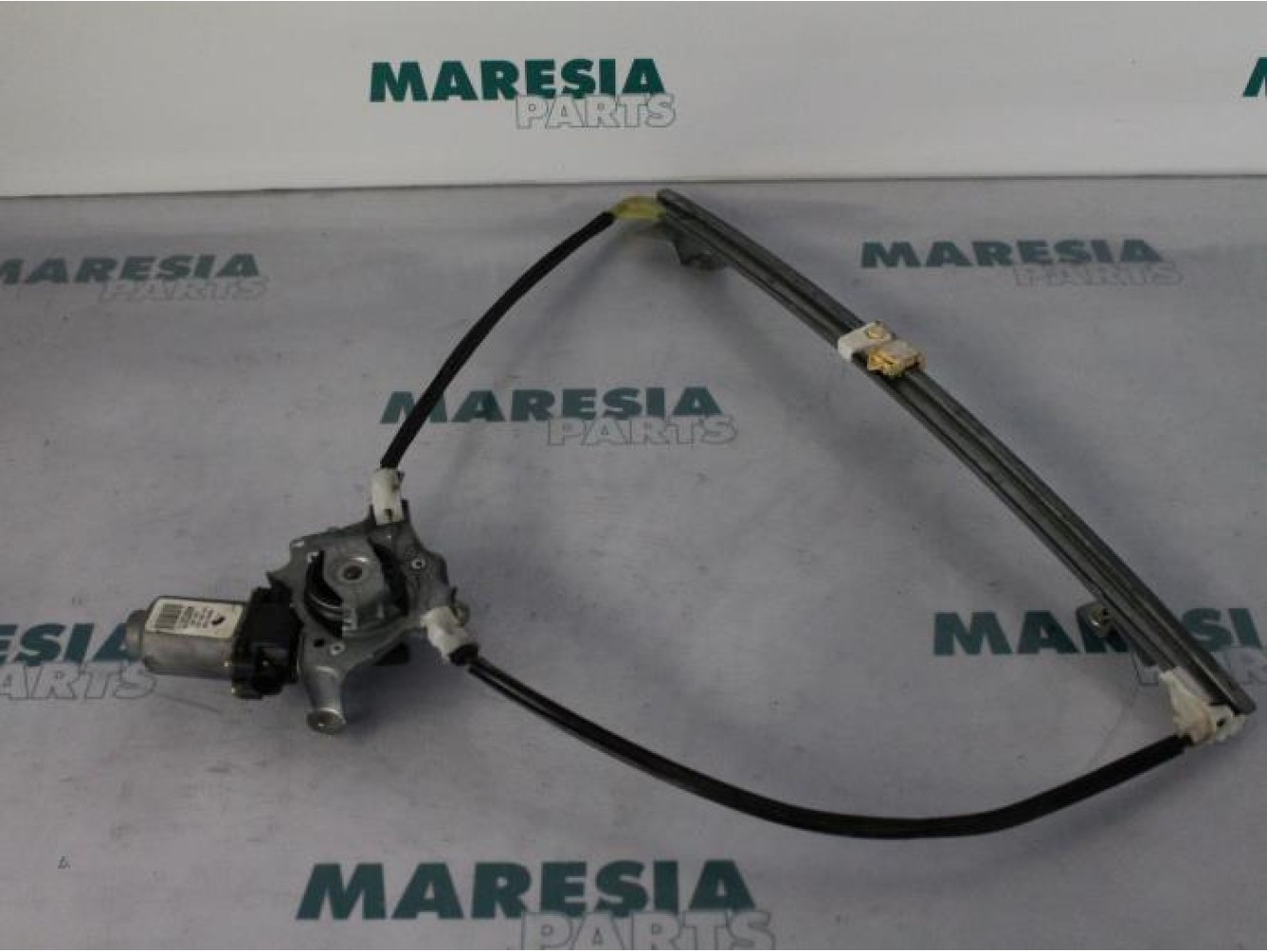 Renault - Megane Scenic - Window mechanism 4-door, front left