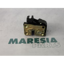 Renault - Megane Scenic - Door lock mechanism 4-door, front left