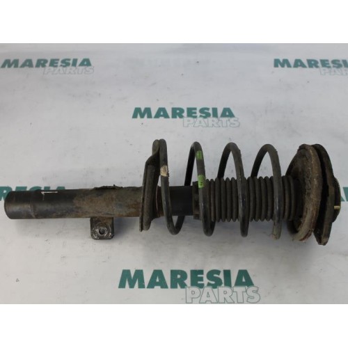 Peugeot - 206 - Front shock absorber rod, left