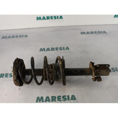 Renault - Megane Scenic - Front shock absorber rod, left