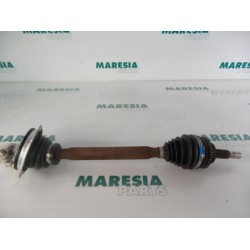 Renault - Megane Scenic - Aandrijfas links-voor