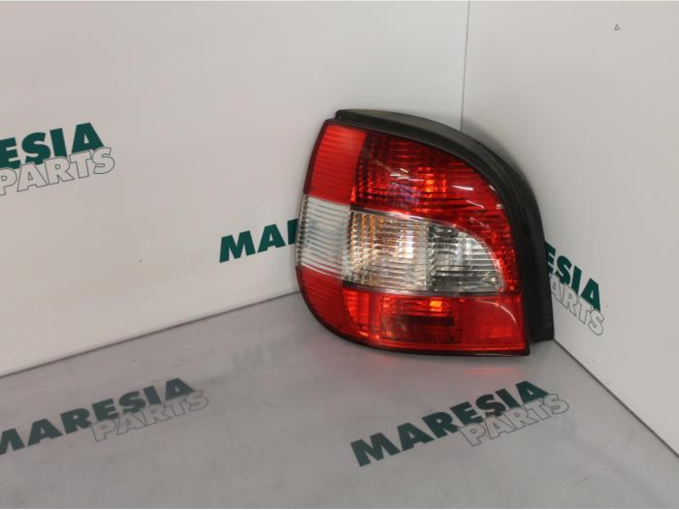 Renault - Megane Scenic - Achterlicht links