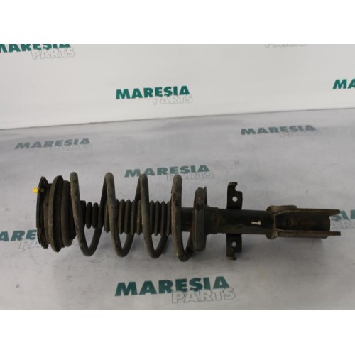Renault - Espace - Front shock absorber rod, left