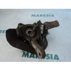 Citroen - C8 - Fusee links-voor