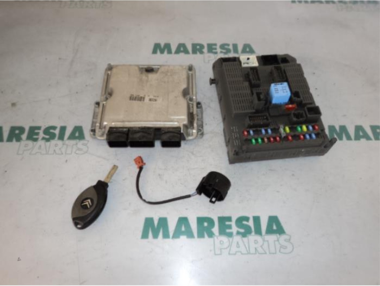 Citroen - C8 - Engine management computer