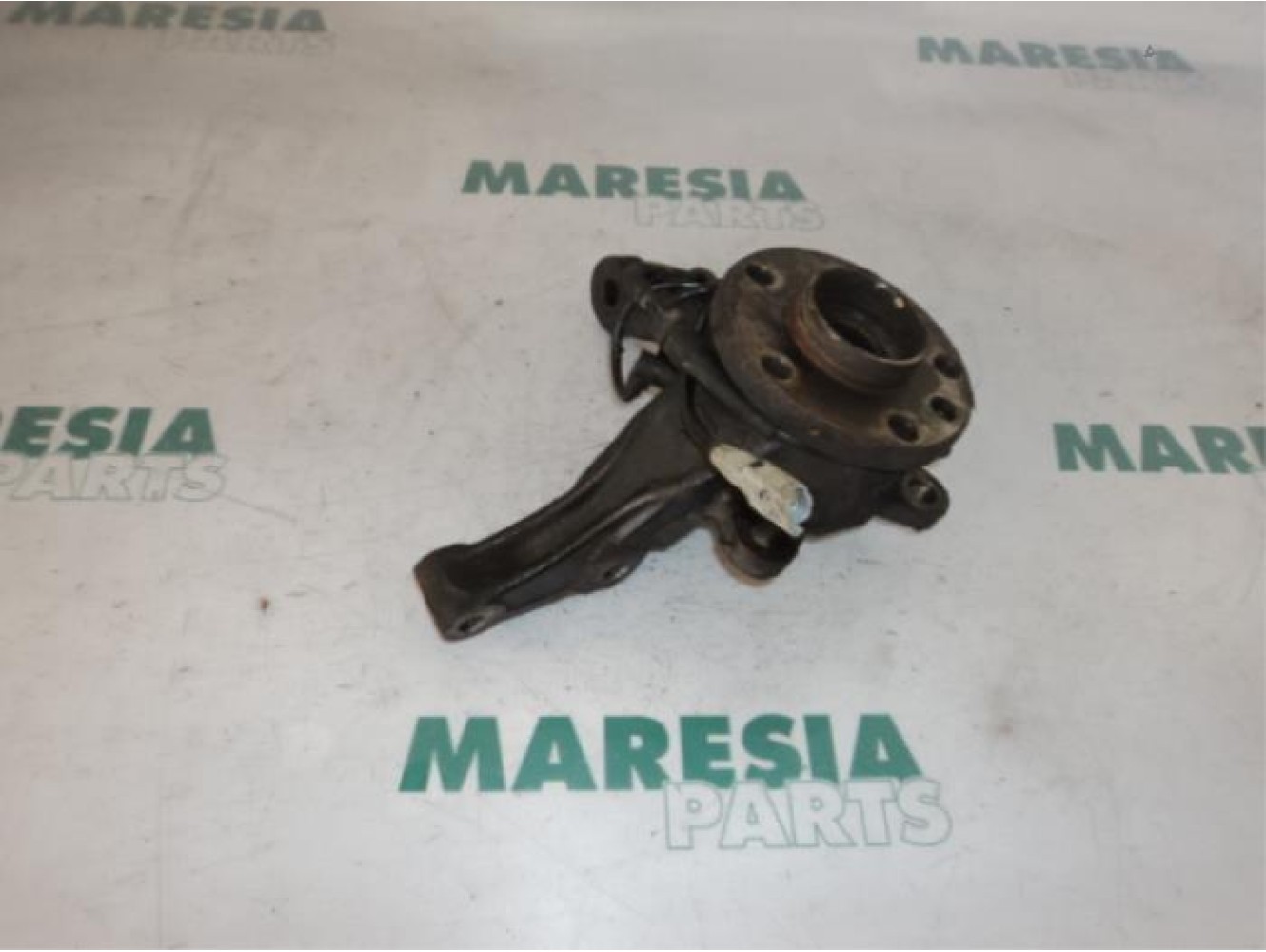 Citroen - C8 - Achsschenkel links vorne