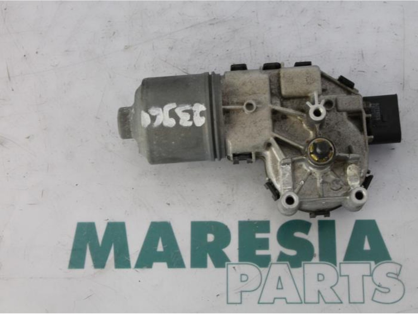 Alfa Romeo - 159 - Front wiper motor