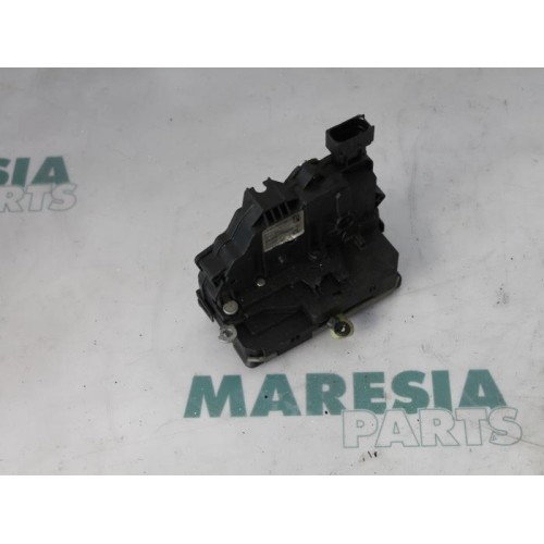Fiat - Ducato - Door lock mechanism 2-door, left