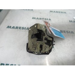Renault - Megane Scenic - Front door lock mechanism 4-door, right