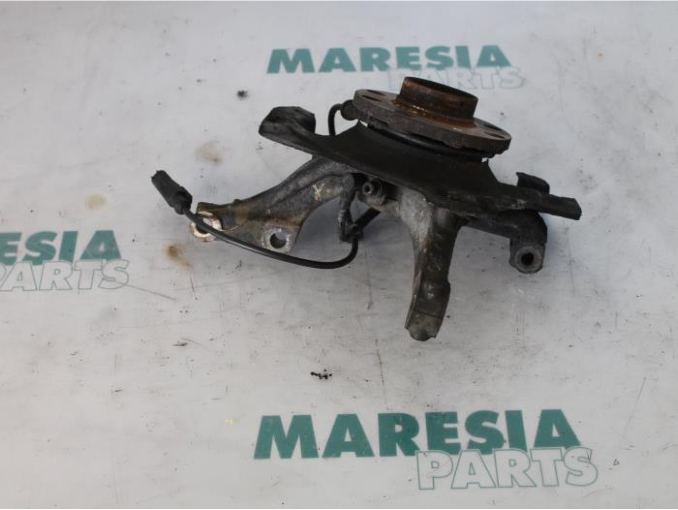 Fiat - Punto - Knuckle, front right