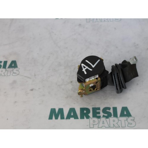 Renault - Megane Scenic - Sicherheitsgurt links hinten