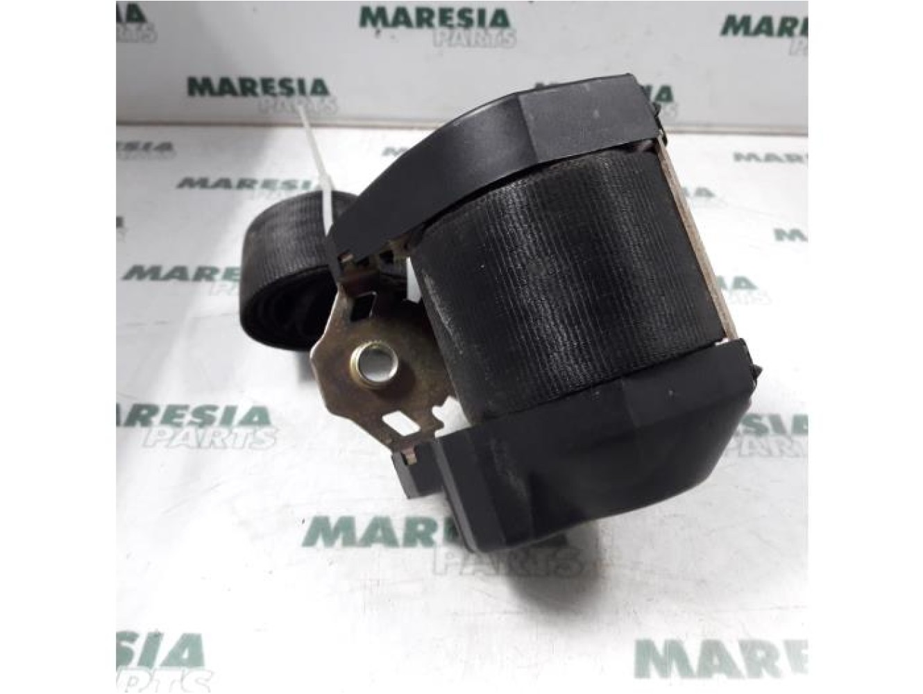 Iveco - Daily - Front seatbelt, right