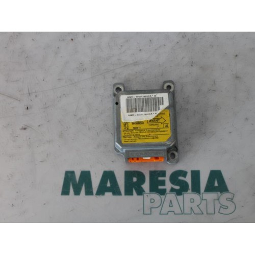 Peugeot - 206 - Airbag Module