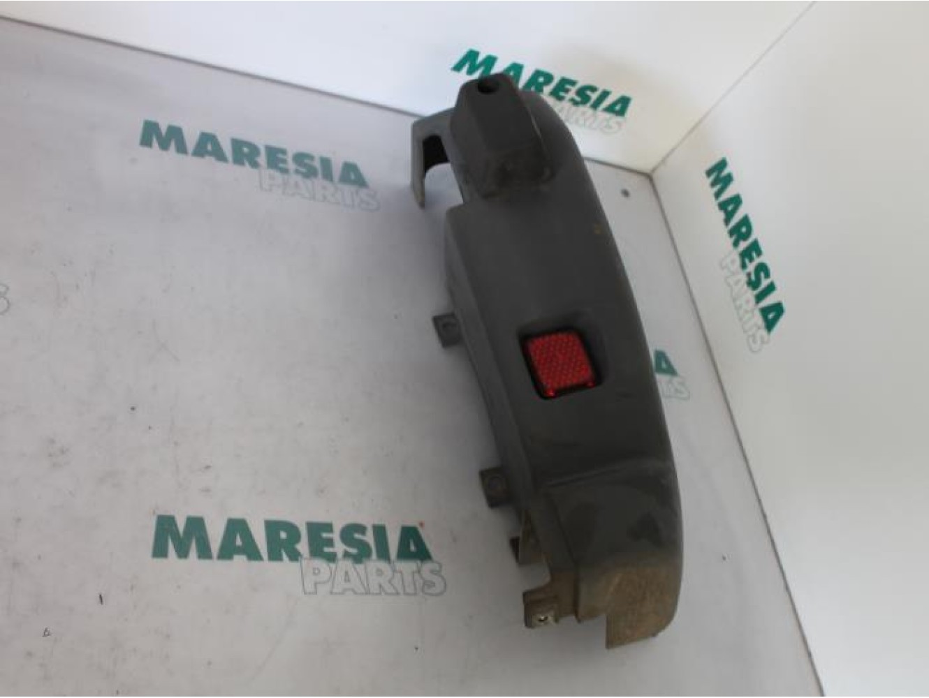 Fiat - Ducato - Rear bumper component, right