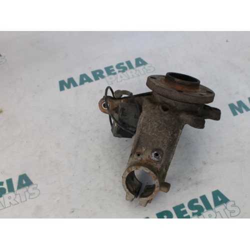 Peugeot - 206 - Knuckle, front left