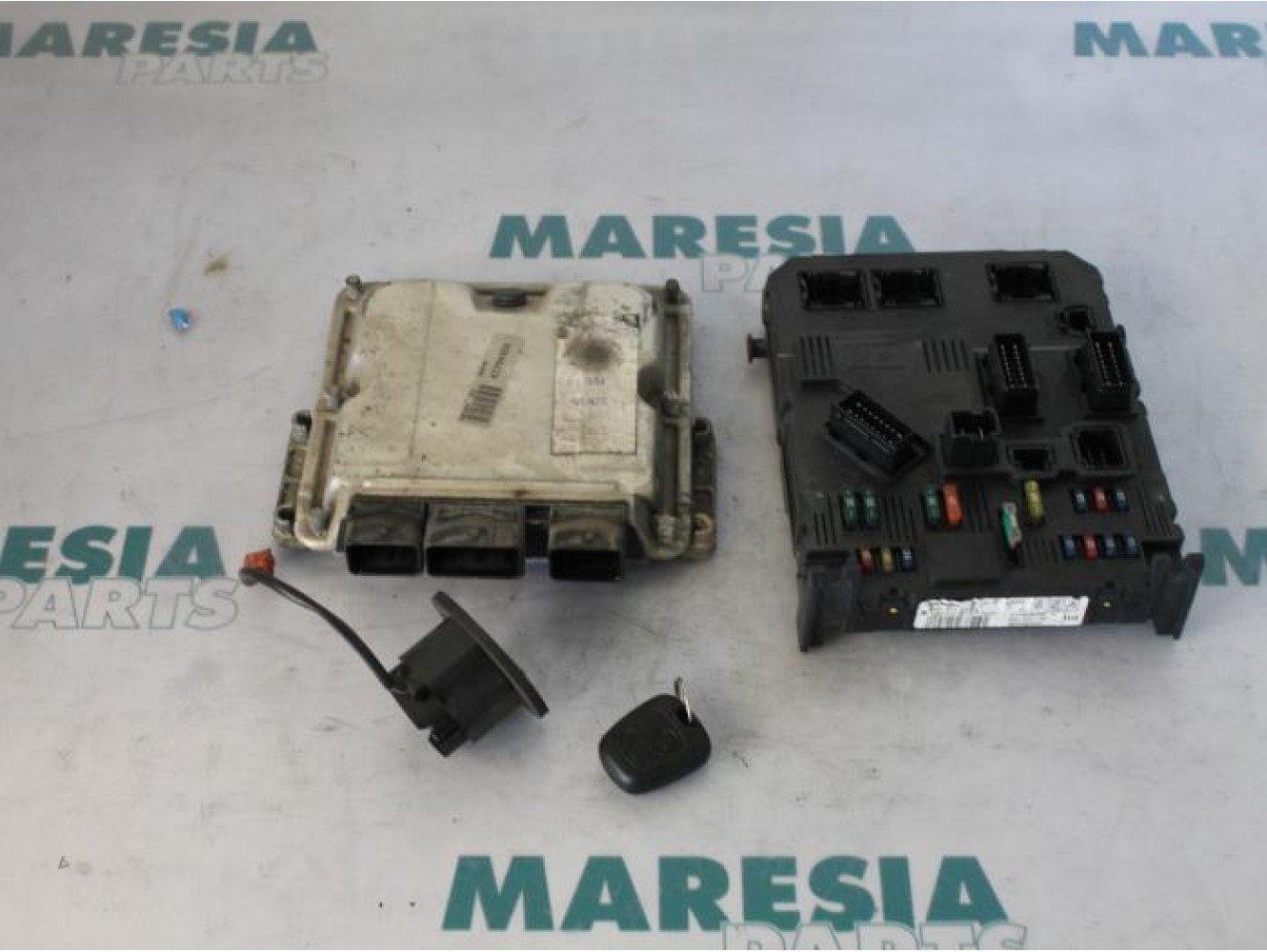 Peugeot - 206 - Engine management computer
