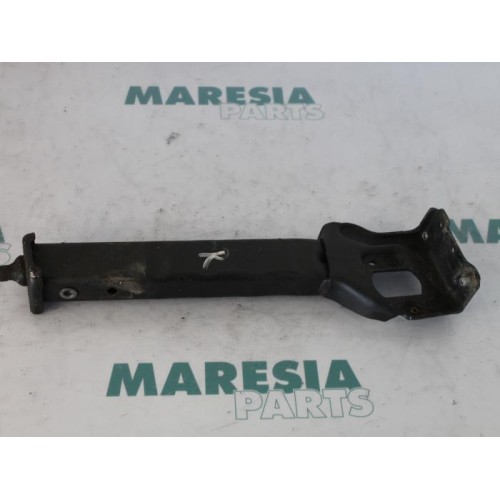 Renault - Megane - Subframe