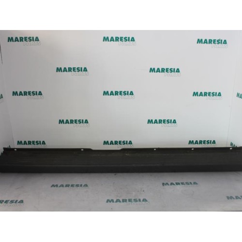Fiat - Ducato - Rear bumper component, central