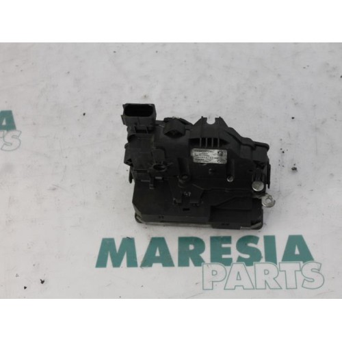 Fiat - Ducato - Door lock mechanism 2-door, right