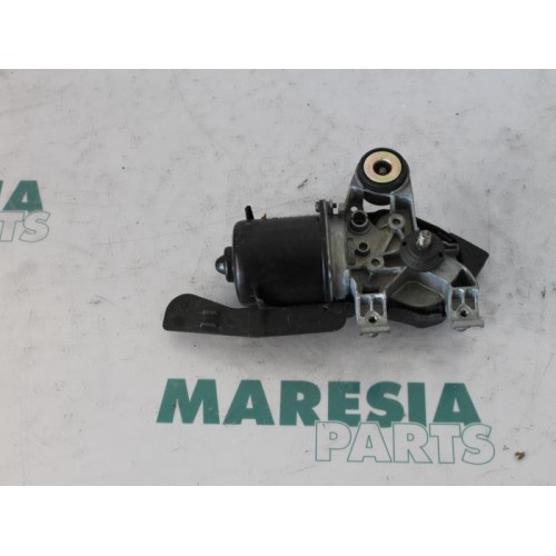 Peugeot - 1007 - Front wiper motor