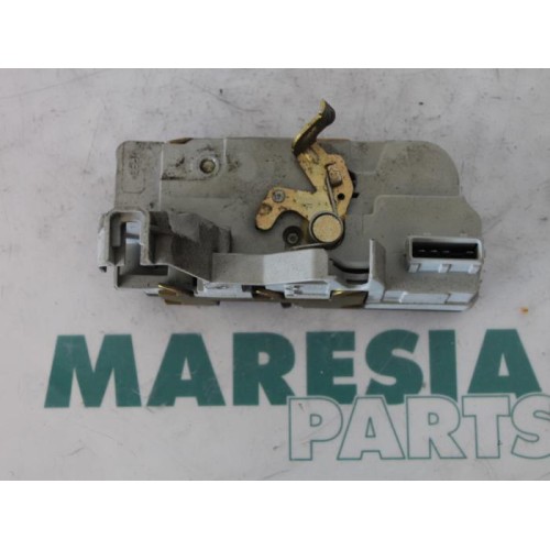 Peugeot - 307 - Rear door mechanism 4-door, right