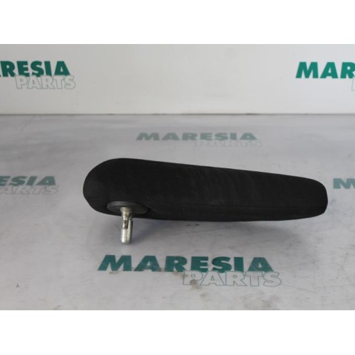 Peugeot - 307 - Armrest