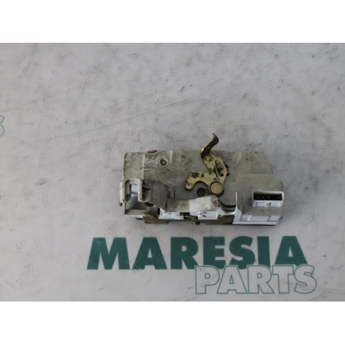 Peugeot - 307 - Rear door mechanism 4-door, right
