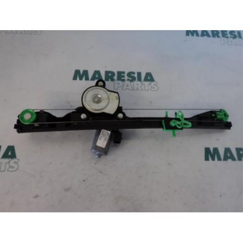 Fiat - Punto - Window mechanism 2-door, front right