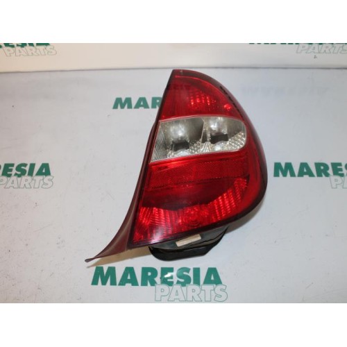 Citroen - C5 - Taillight, right