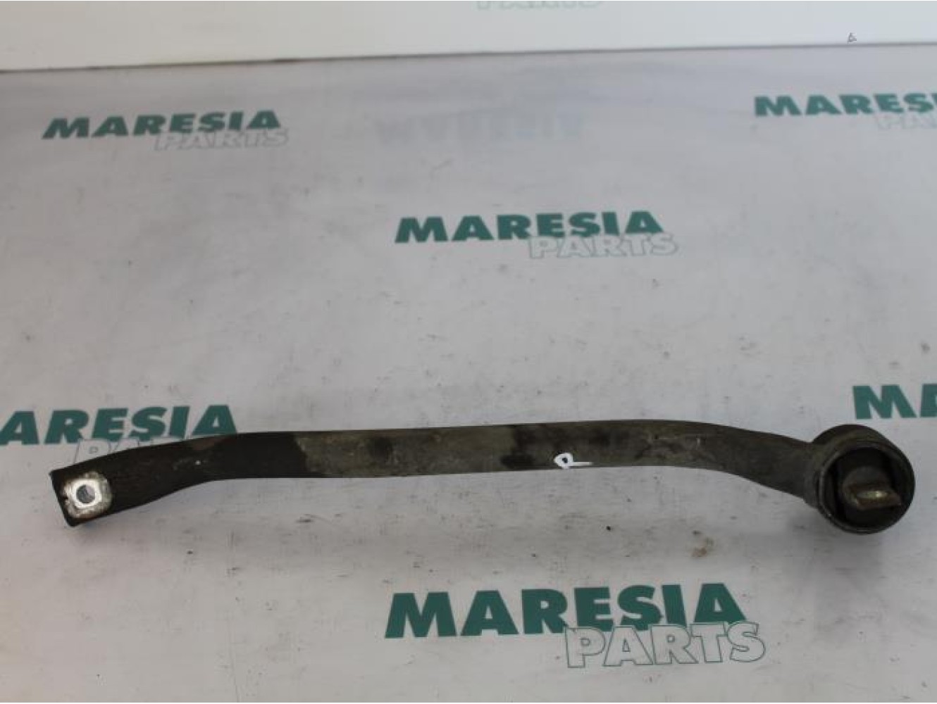 Alfa Romeo - GT - Anti-roll bar guide