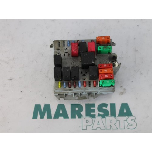 Alfa Romeo - GT - Fuse box