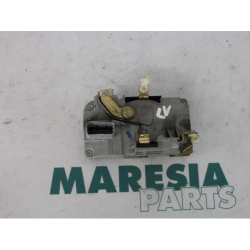 Citroen - C5 - Door lock mechanism 4-door, front left