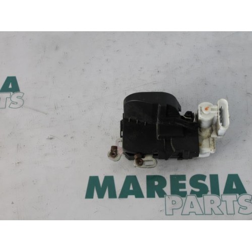 Alfa Romeo - GT - Door lock mechanism 2-door, right