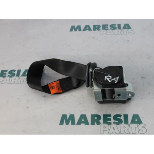 Alfa Romeo - GT - Rear seatbelt, right