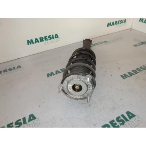 Peugeot - 407 - Front shock absorber rod, right