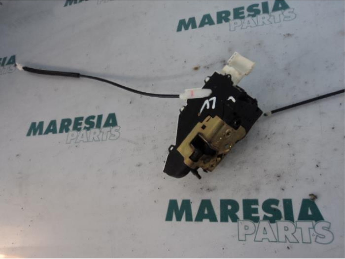 Peugeot - 407 - Door lock mechanism 4-door, front left