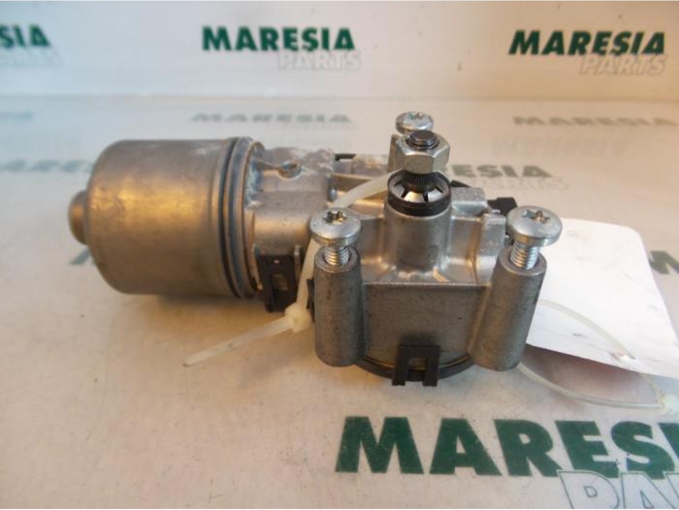 Peugeot - 207 - Front wiper motor