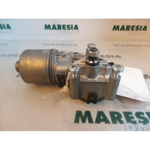 Peugeot - 207 - Front wiper motor