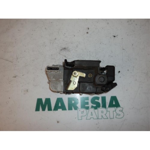 Citroen - Xsara - Rear door mechanism 4-door, right