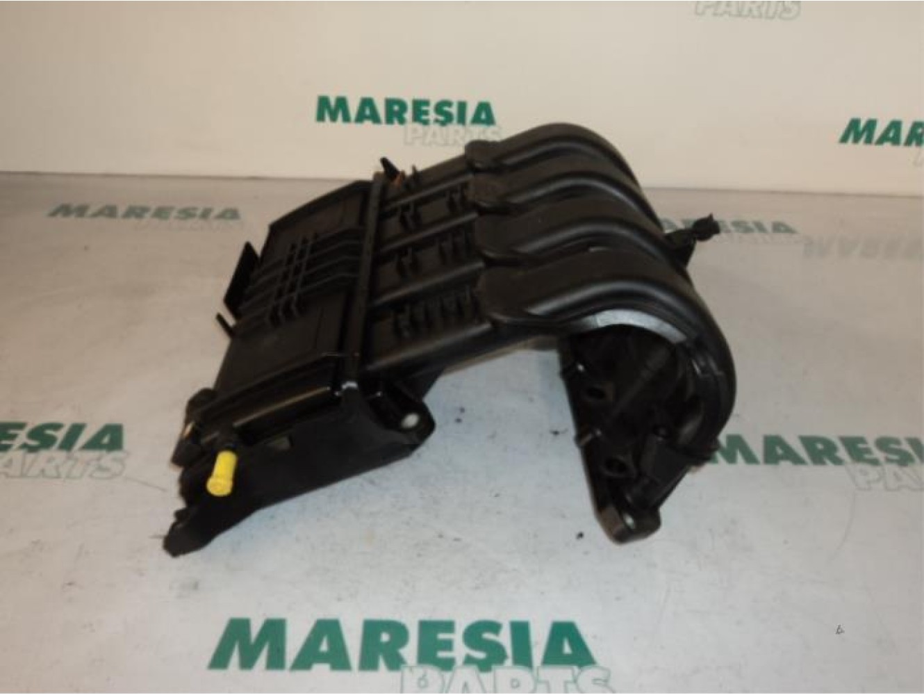 Renault - Clio - Intake manifold