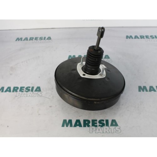 Renault - Trafic - Brake servo