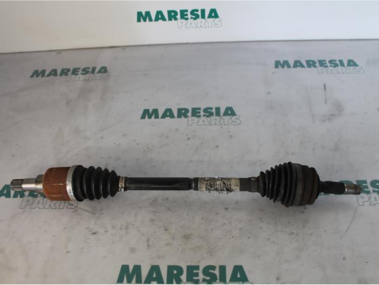 Citroen - C3 - Aandrijfas links-voor