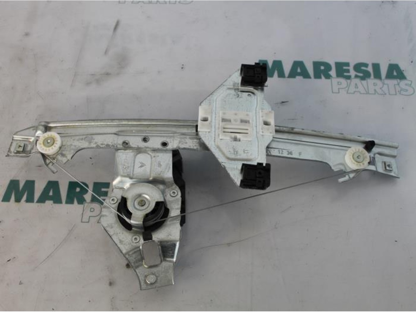 Citroen - C3 - Rear door window mechanism 4-door, right