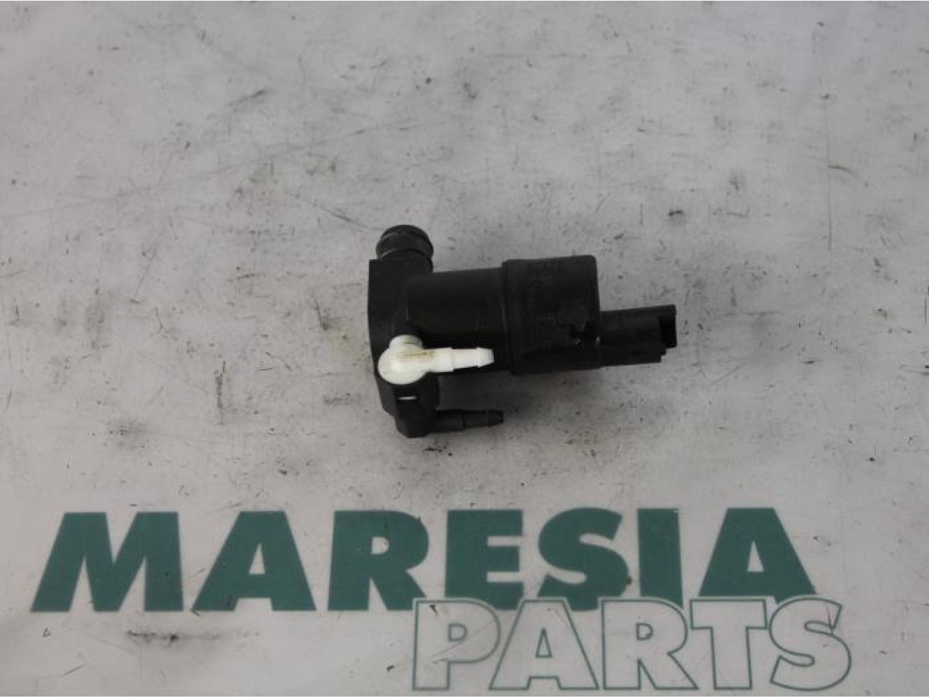 Citroen - C3 - Scheibensprüherpumpe vorne